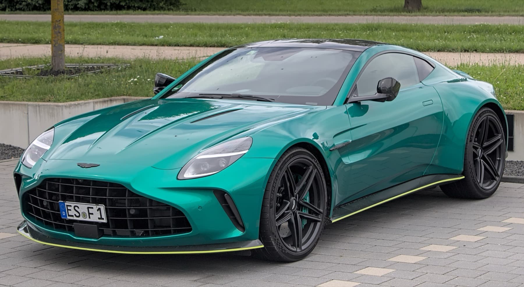Aston Martin Vantage