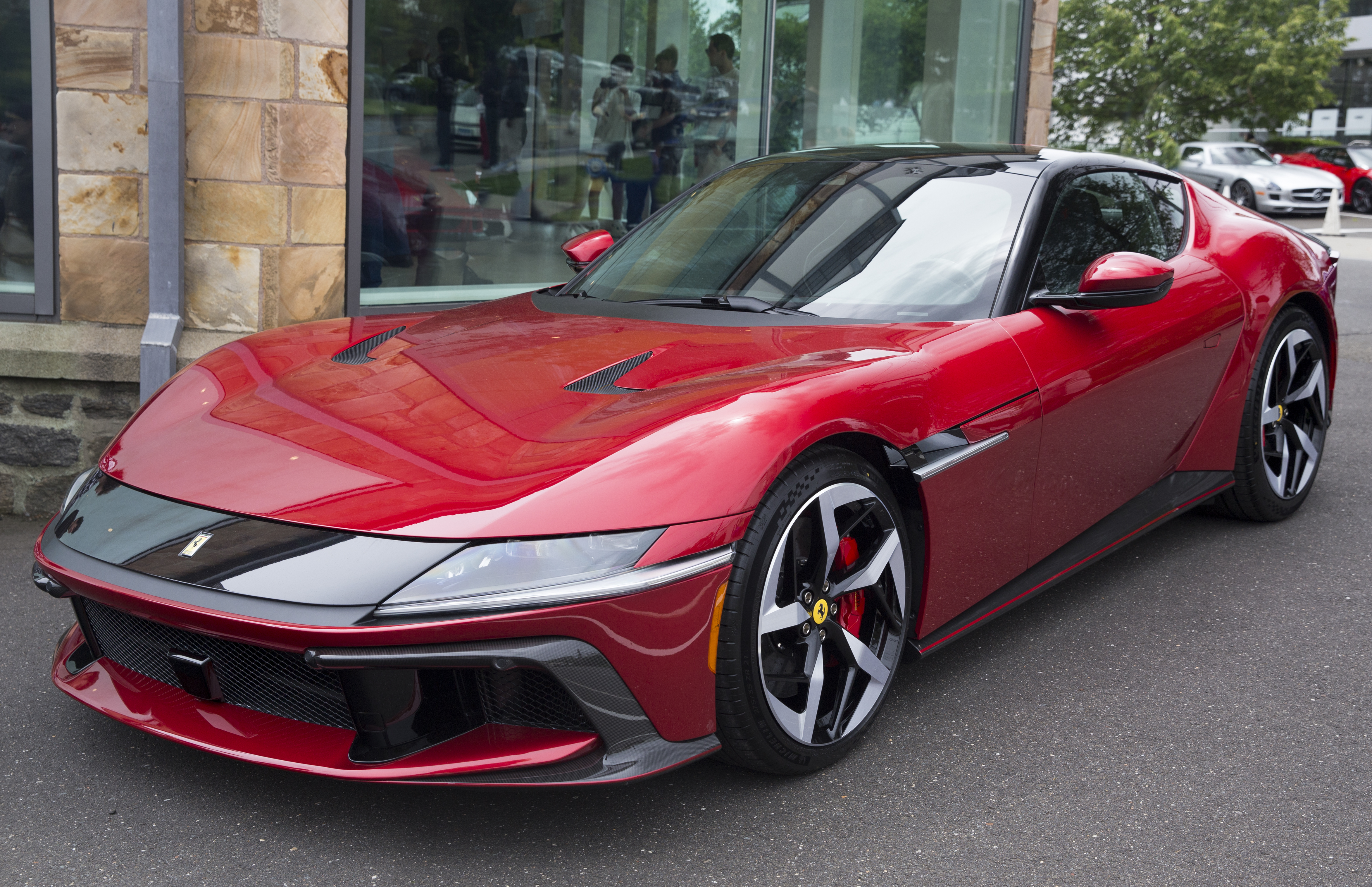Ferrari 12Cilindri in Rosso Imola (2025)